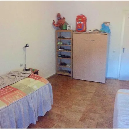 Hispanico Polideportivo Homestay