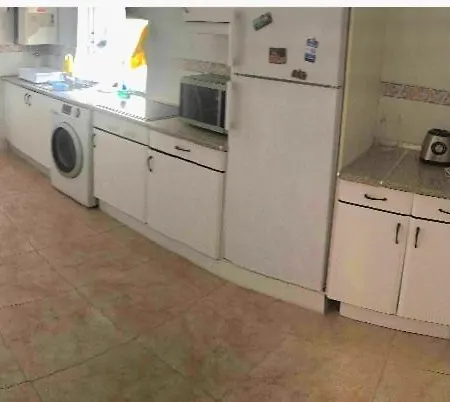Hispanico Polideportivo Homestay Leon